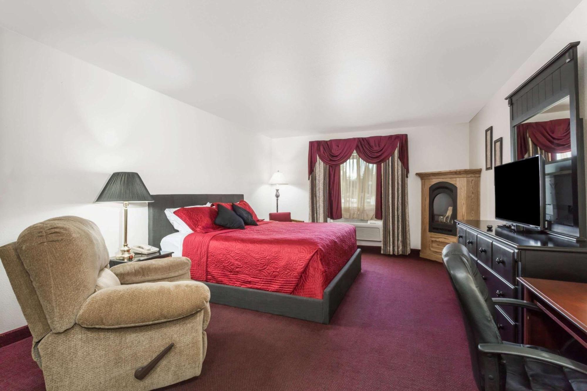 Super 8 By Wyndham Rexburg Hotel Luaran gambar