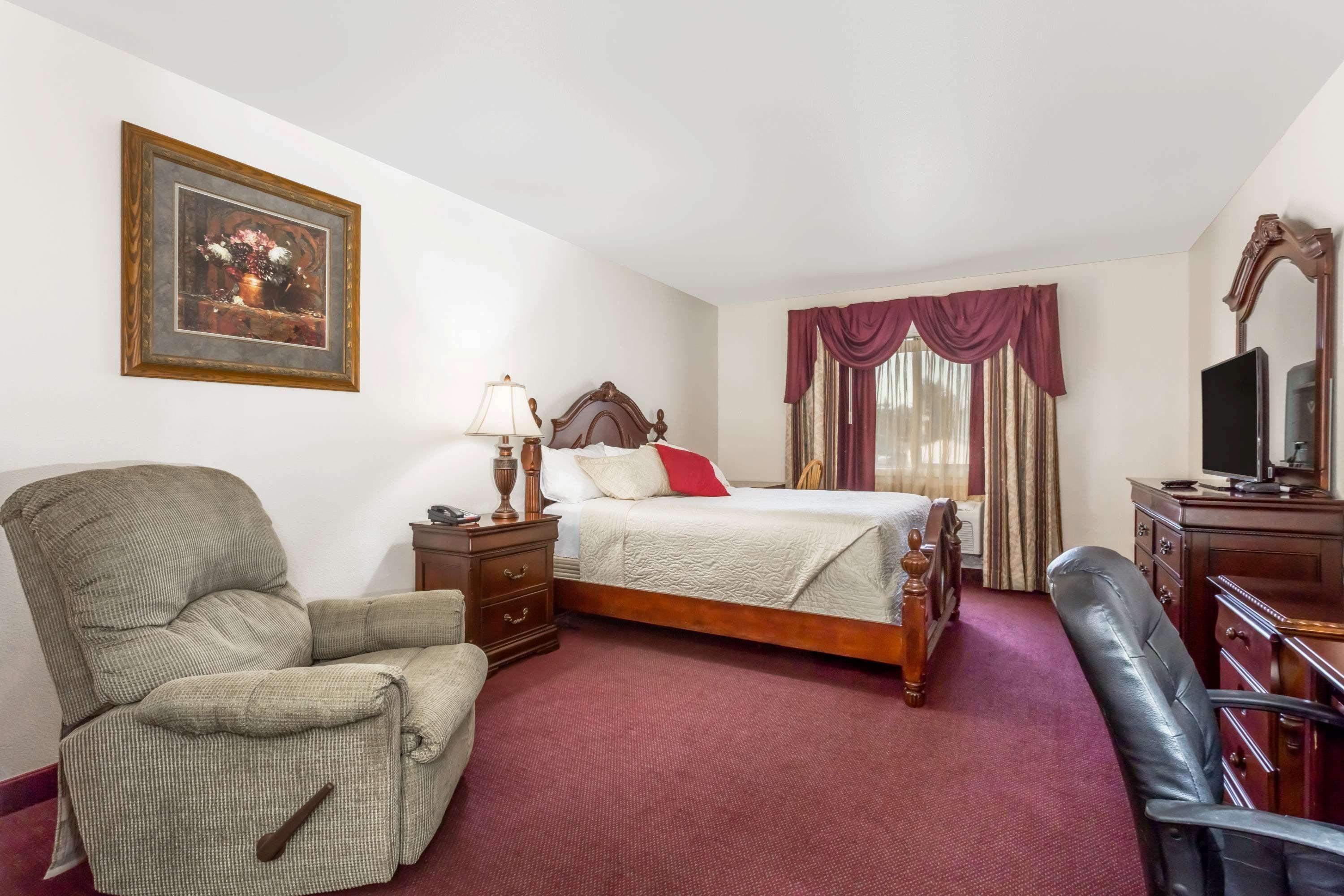 Super 8 By Wyndham Rexburg Hotel Luaran gambar